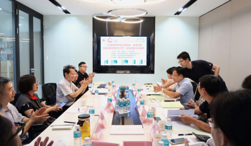 产学研项目引航向，，，，，，深海藻系列开创护肤新纪元